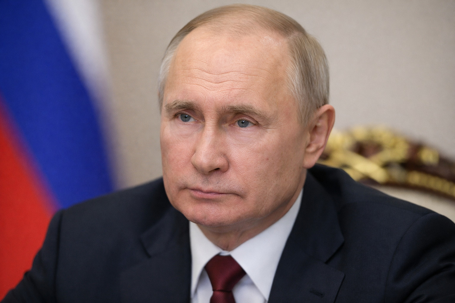 Путин утвердил закон о защите от выдворения для иностранных участников боевых действий на стороне РФ