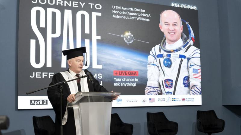 Астронавт NASA Джеффри Уильямс провел публичные лекции в Кишиневе