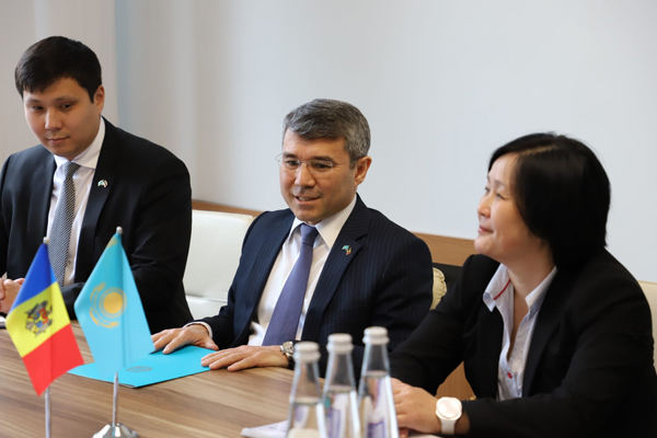 Казахстанская компания «Dolce Pharm» рассматривает выход на фармацевтический рынок Молдовы