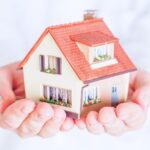 Минфин разъяснил условия программы "Первый дом" для действующих участников