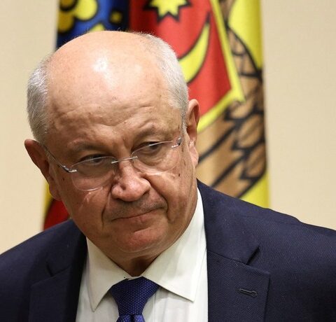 Мунтяну о возможном объединении с Румынией: рассматриваются разные варианты решения