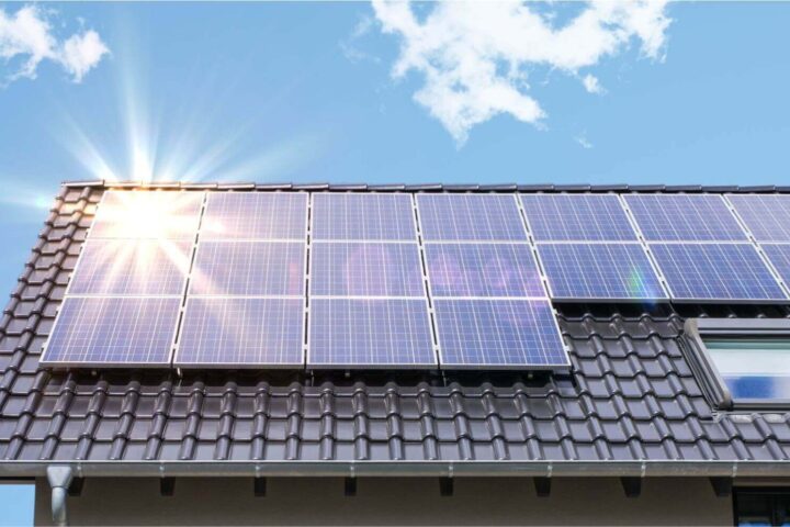 Национальный центр устойчивой энергетики утвердил 52 проектных предложения программы «Зелёный дом»