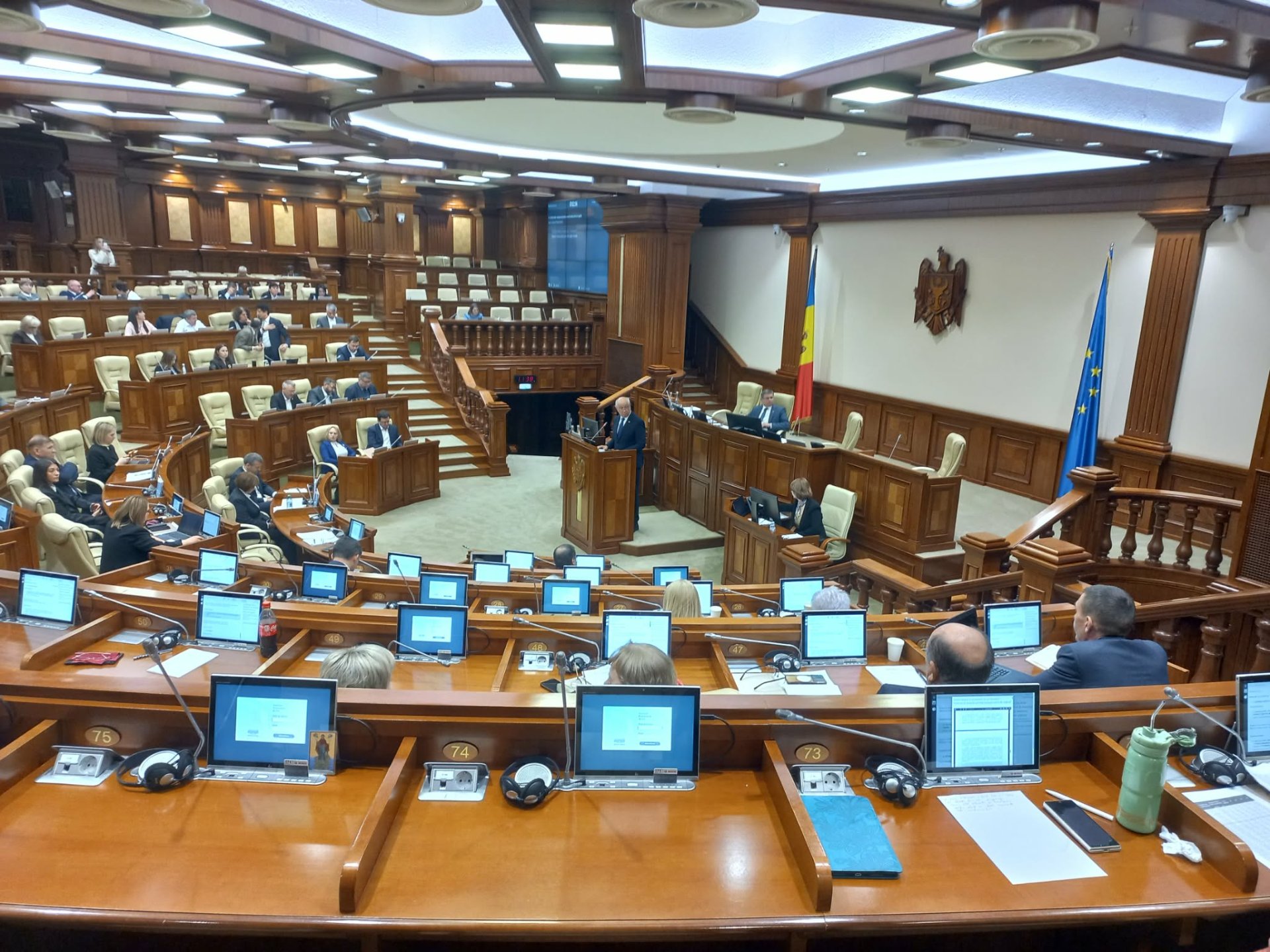 Парламент отменил чрезвычайное положение в энергетическом секторе с 25 апреля