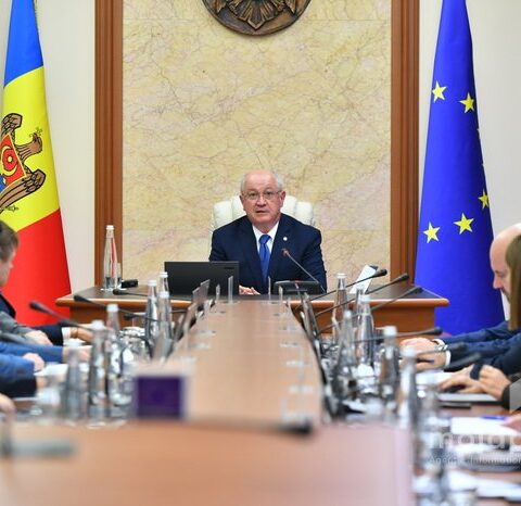 Премьер-министр объявил о введении режима повышенной готовности в энергетическом секторе