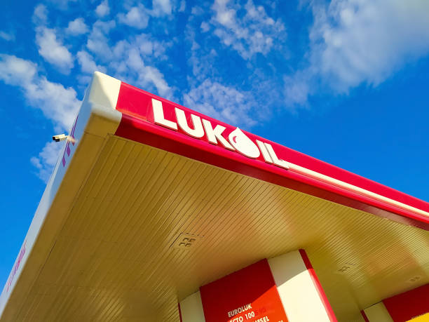 Работа автозаправочных станций Lukoil в Молдове может быть продлена до октября