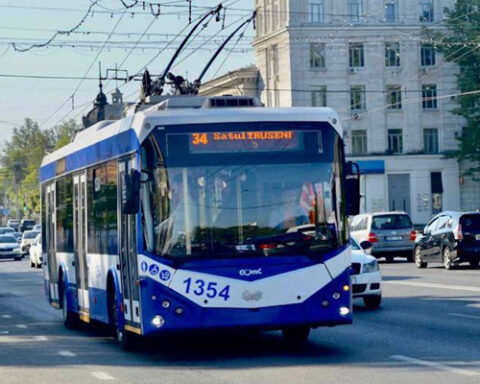 С 1 мая проезд в общественном транспорте Кишинева вырастет до 7 леев