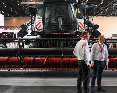 Снижение выпуска сельхозтехники в России на 37% отражает углубление кризиса отрасли