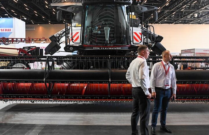 Снижение выпуска сельхозтехники в России на 37% отражает углубление кризиса отрасли