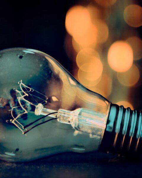 Сниженные тарифы на электроэнергию вступили в силу в Молдове