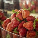 Центральный рынок наполняется местными продуктами, но цены остаются высокими