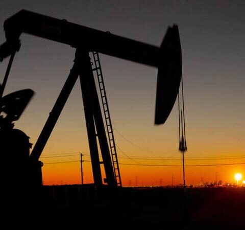 Цены на нефть снижаются из-за улучшения отношений между США и Ираном