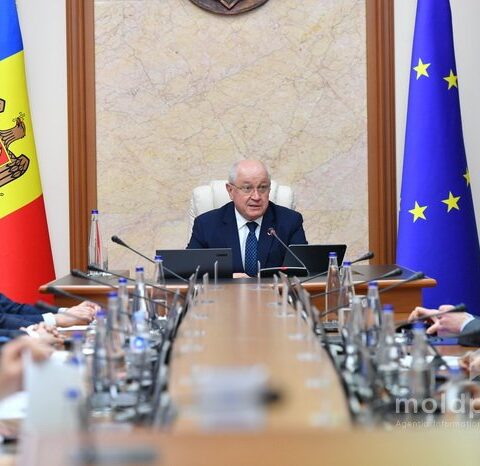 Эксперты МВФ начинают переговоры с властями в Кишиневе