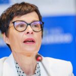 Еврокомиссар призвала открыть все группы переговоров Румынии и Украины до июля