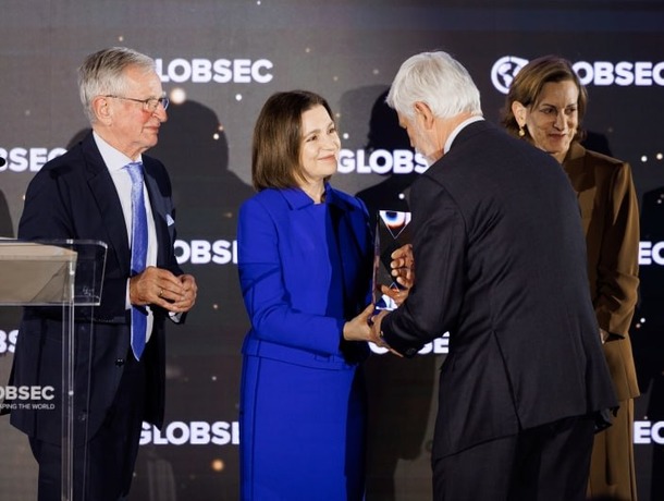 Майя Санду удостоена международной премии GLOBSEC в области политики и безопасности