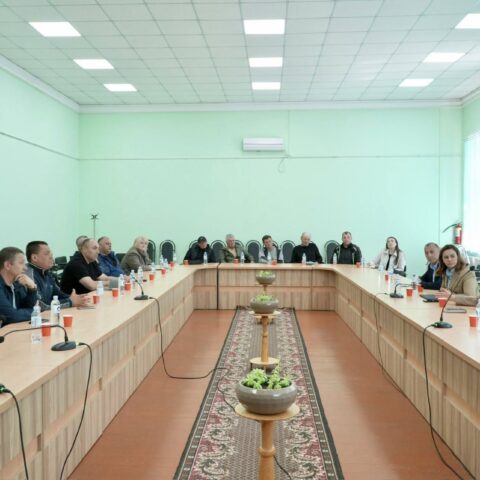 Министр Людмила Катлабуга обсудила с фермерами Тараклии меры по улучшению орошения и поддержку сельского хозяйства