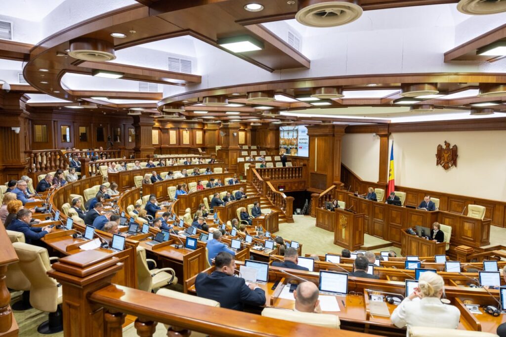 Парламент утвердил упрощение финансовой отчетности для предприятий