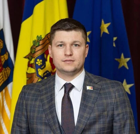Серджиу Крецу исключён из Партии действия и солидарности