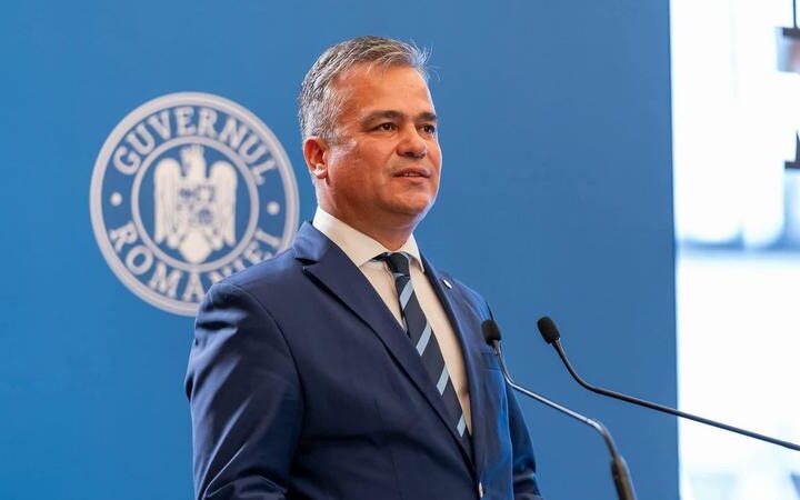 Андриан Вэстеа назначен на пост премьера по предложению Никушора Дана