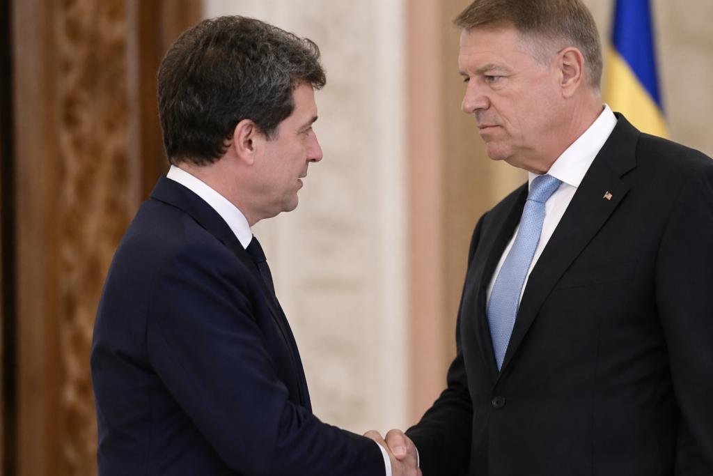 Президент Румынии назначил нового кандидата в премьер-министры на фоне нарастания политического кризиса