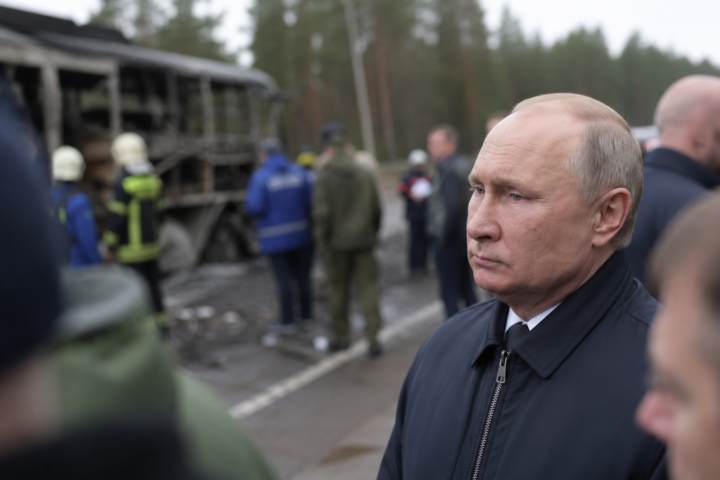 россия квалифицировала атаку на автобус в брянской области как теракт с обвинением в адрес украины