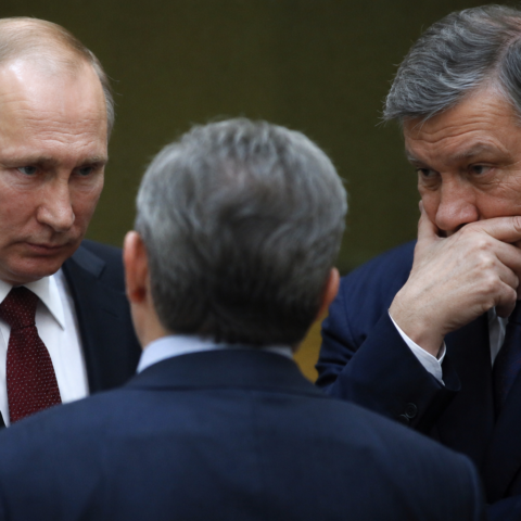 В Кремле усиливается давление на бывших союзников Путина из петербургской элиты
