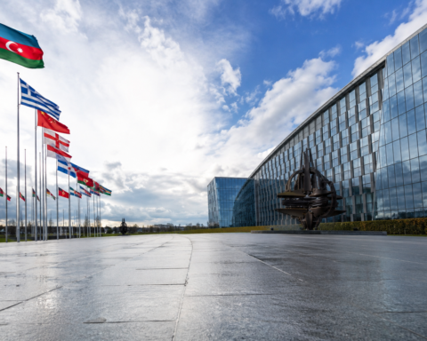 Азербайджан расширяет сотрудничество с НАТО на фоне снижения влияния России на Кавказе