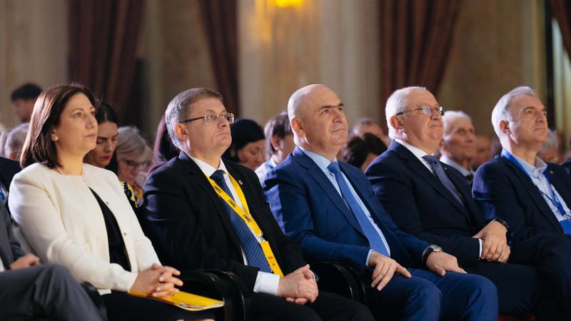 Игорь Гросу переизбран на пост президента Партии действия и солидарности на новый срок