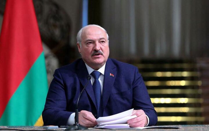 Лукашенко: обе стороны в конфликте России и Украины истощают ресурсы