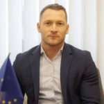 Министр окружающей среды временно приостанавливает решение об отстреле 3% косуль до завершения консультаций