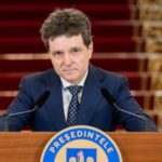 Никушор Дан подписал указ о назначении Адриана Вэштеи на пост премьер-министра