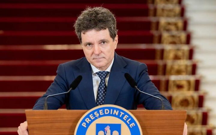 Никушор Дан подписал указ о назначении Адриана Вэштеи на пост премьер-министра