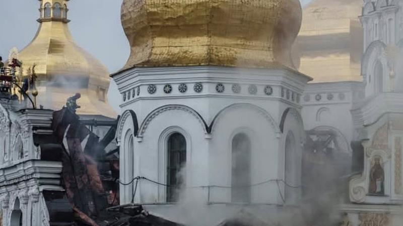 Патриархия Румынская осудила нападение на Лавру Печерскую в Киеве