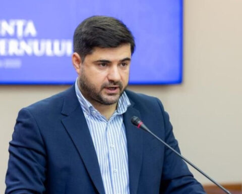 Роман Кожухарь подал в отставку с поста главы Агентства публичной собственности Молдовы