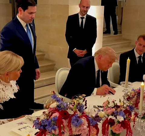 Трамп и лидер Ирана подписали мирное соглашение о reopening Ормузского пролива