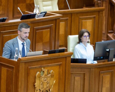 Законопроект по обновлению администрирования дорог общего пользования прошёл первое чтение в парламенте