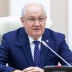 Александру Мунтяну передают полномочия, возможным преемником станет Евгений Осмоческу