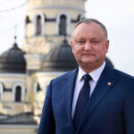 Додон предложил провести досрочные выборы и реформировать политическую систему Молдовы