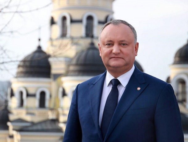 Додон предложил провести досрочные выборы и реформировать политическую систему Молдовы