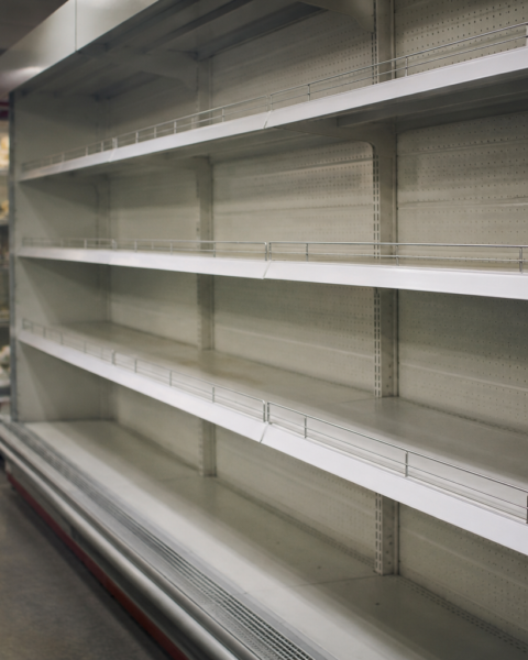 топливный кризис в россии нарушает поставки продуктов и вызывает дефицит социально значимых товаров