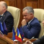 Гросу сообщил о возможной связи Плахотнюка с утечкой данных о зарплатах в MoldATSA