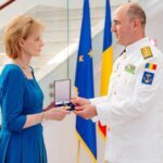 Королева Маргарита награждена Почетной эмблемой Штаба Военно-морских сил
