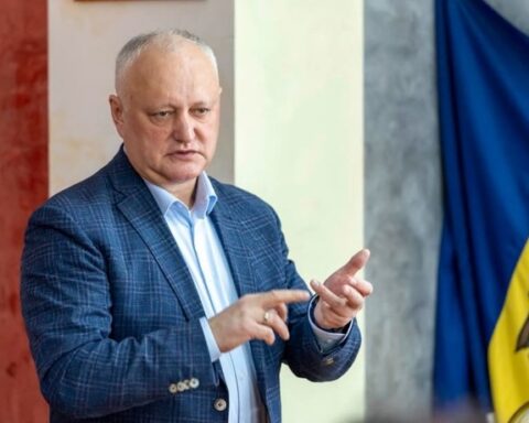 Партия социалистов отказалась от участия в консультациях по назначению премьера