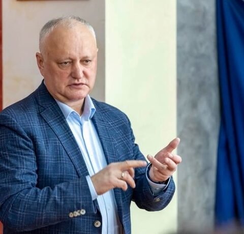 Партия социалистов отказалась от участия в консультациях по назначению премьера