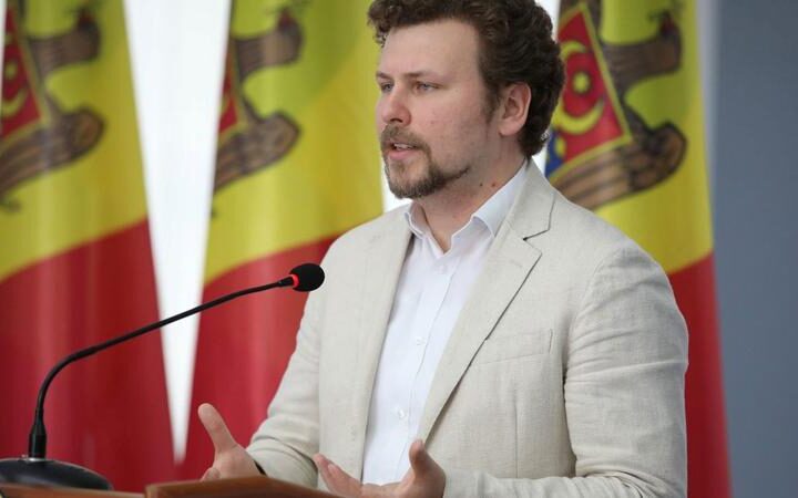Повышение зарплат учителей в Молдове может составлять до 30% с осени