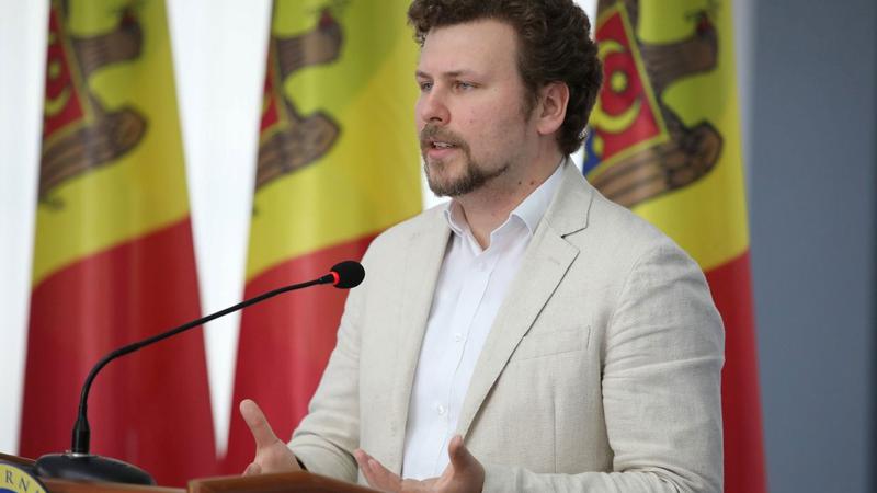 Повышение зарплат учителей в Молдове может составлять до 30% с осени