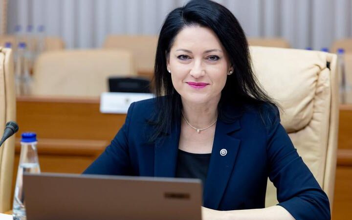 Правительство меняет правила расчета отпусков для госслужащих в Молдове
