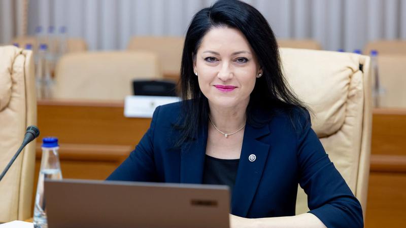 Правительство меняет правила расчета отпусков для госслужащих в Молдове