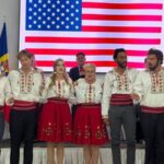 22 американских волонтера Корпуса мира начинают двухлетнюю миссию в Молдове