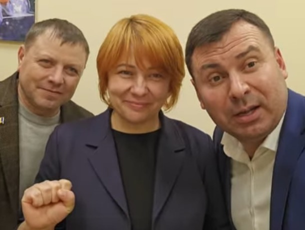Депутат Анна Цуркан-Оборок получила досудебную претензию от Марчелы Адам