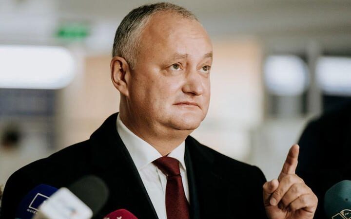 Додон просит КС приостановить рассмотрение дела «Сакоша» из-за судебной коллегии